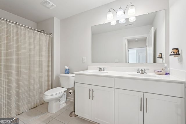 7409 Jennadee Drive, Fairburn, GA 30213