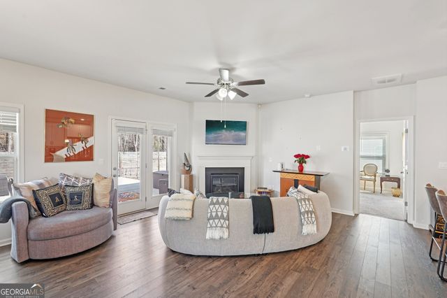 7409 Jennadee Drive, Fairburn, GA 30213