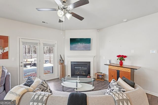 7409 Jennadee Drive, Fairburn, GA 30213