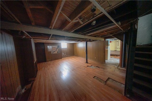 1347 Hampton Road, East Cleveland, OH 44112