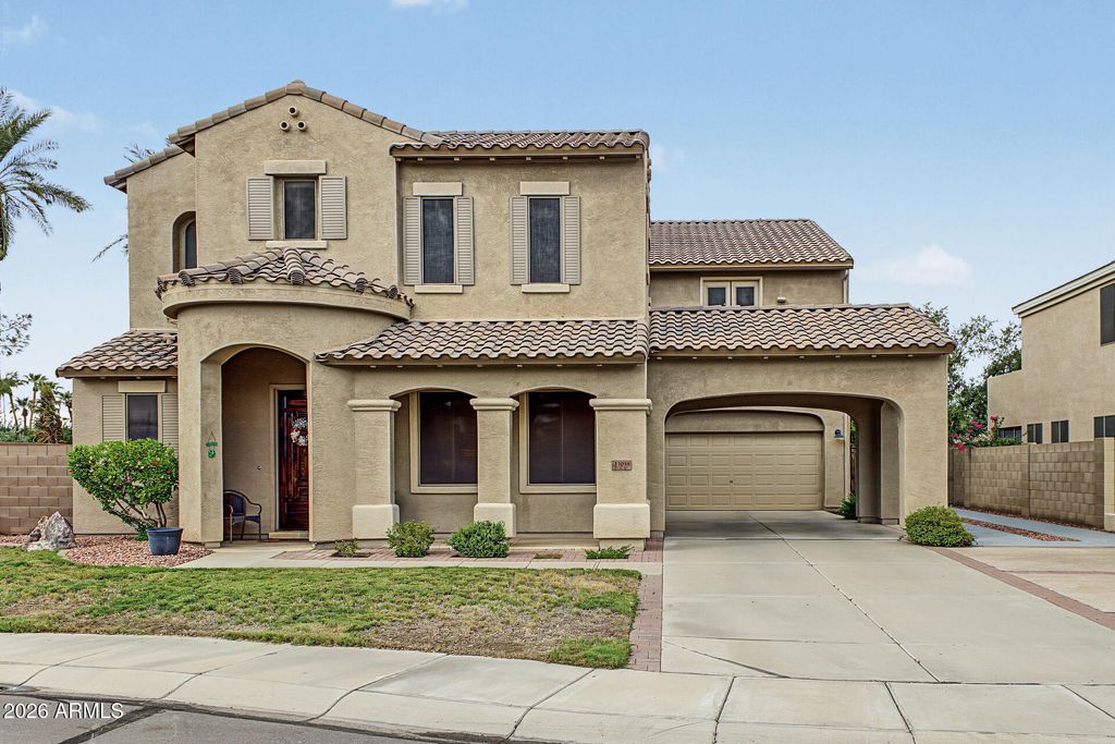 13038 W SEGOVIA Drive, Litchfield Park, AZ 85340 — exterior