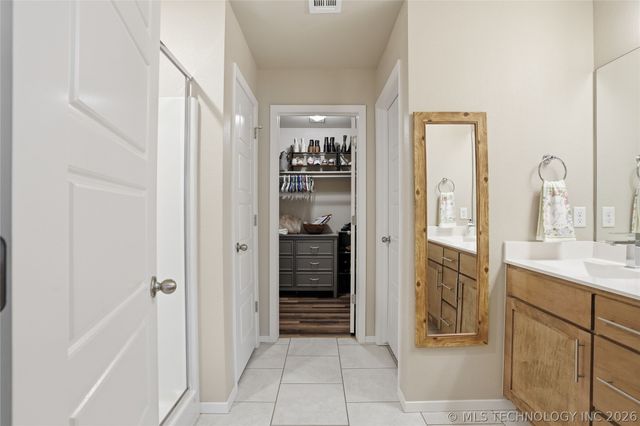 13925 S Kenosha Avenue, Glenpool, OK 74033