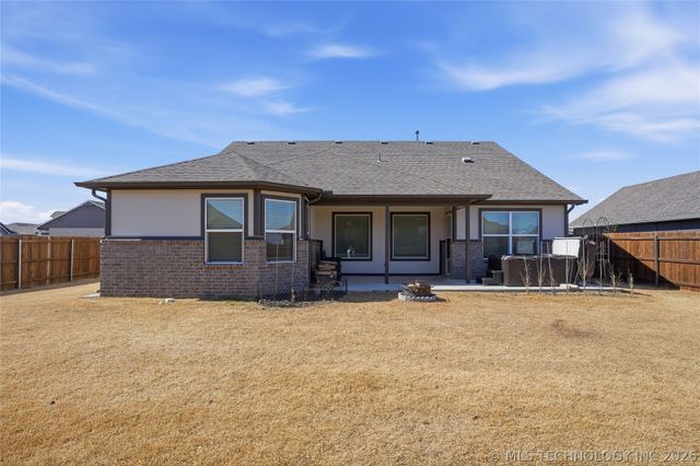 13925 S Kenosha Avenue, Glenpool, OK 74033