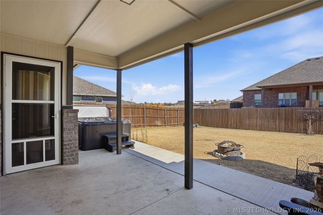 13925 S Kenosha Avenue, Glenpool, OK 74033