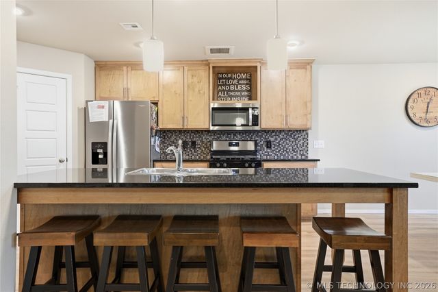 13925 S Kenosha Avenue, Glenpool, OK 74033