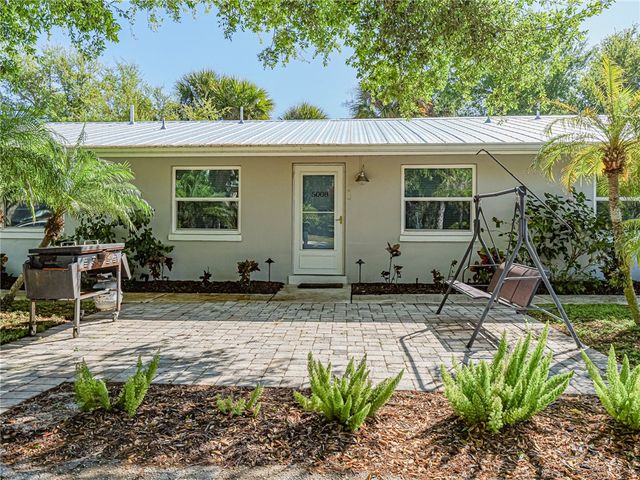 5008 Tradewinds Drive, Vero Beach, FL 32963