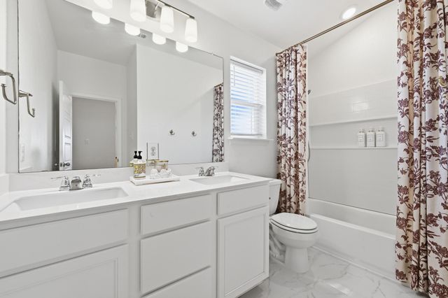 200 Auburn ST, Kyle, TX 78640