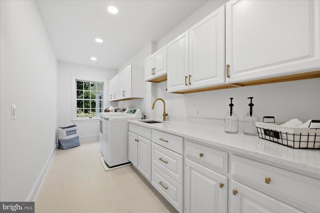2716 SILKWOOD CT, Oakton, VA 22124