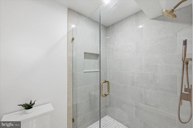 2716 SILKWOOD CT, Oakton, VA 22124