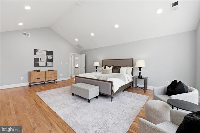 2716 SILKWOOD CT, Oakton, VA 22124
