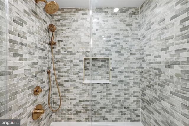 2716 SILKWOOD CT, Oakton, VA 22124
