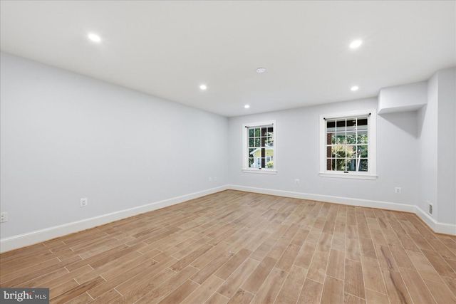 2716 SILKWOOD CT, Oakton, VA 22124