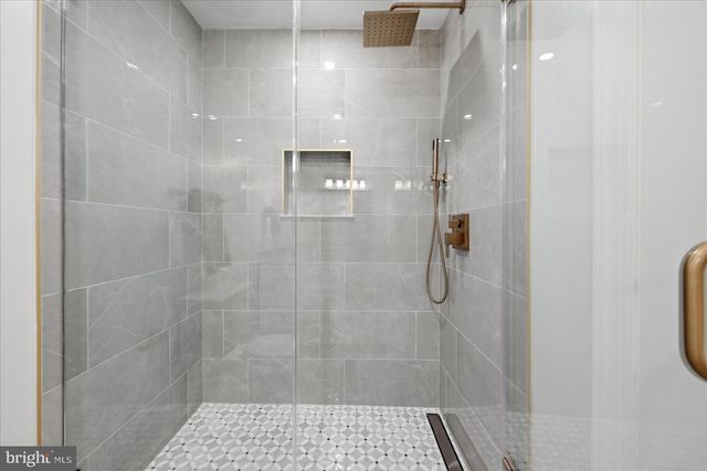 2716 SILKWOOD CT, Oakton, VA 22124