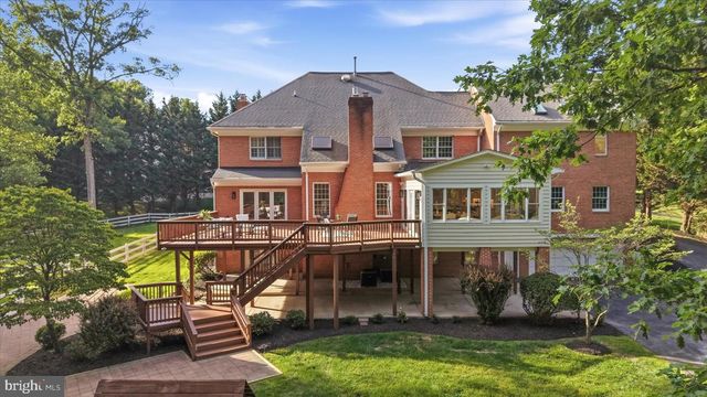 2716 SILKWOOD CT, Oakton, VA 22124