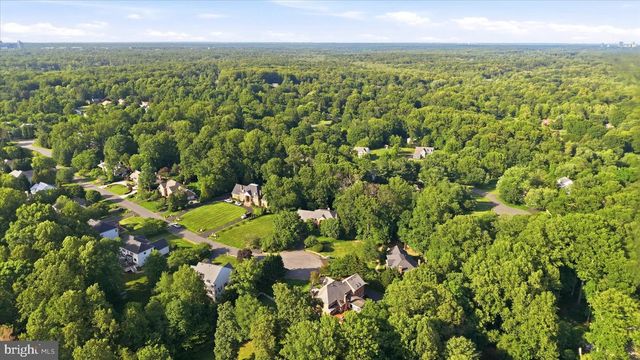 2716 SILKWOOD CT, Oakton, VA 22124