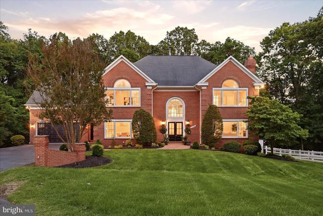 2716 SILKWOOD CT, Oakton, VA 22124
