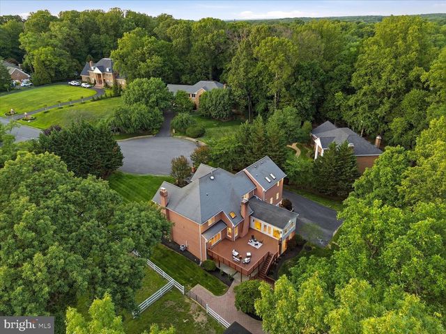 2716 SILKWOOD CT, Oakton, VA 22124