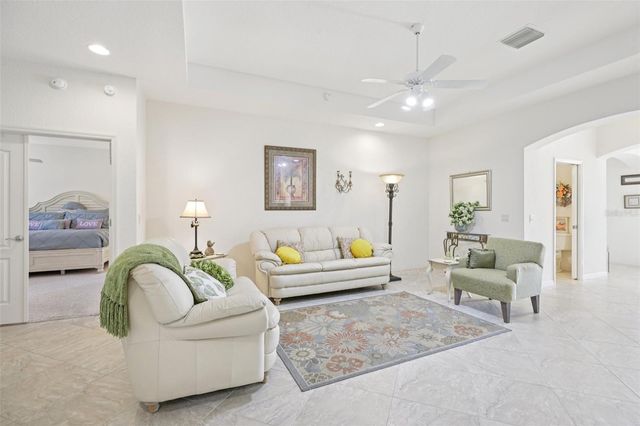 1605 LYNCHBURG LOOP, The Villages, FL 32162