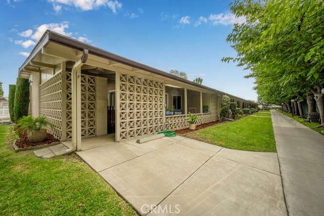 13361 El Dorado Drive 201F, Seal Beach, CA 90740