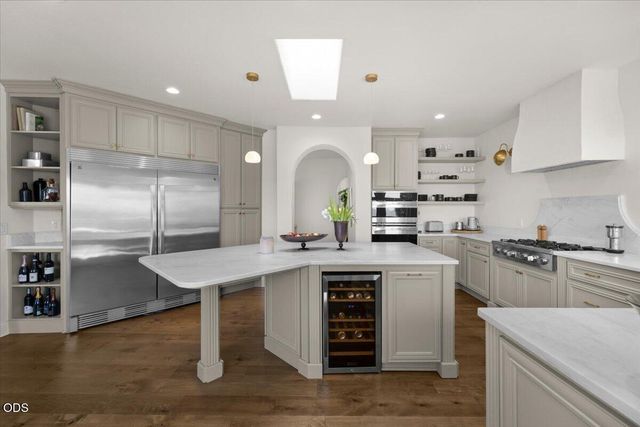 1553 Devonshire Place, Medford, OR 97504