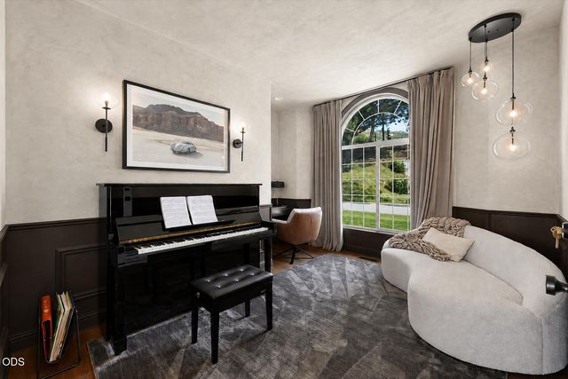 1553 Devonshire Place, Medford, OR 97504
