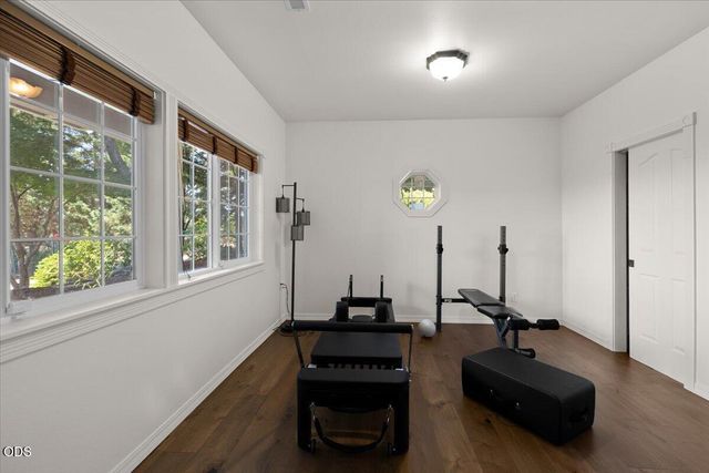1553 Devonshire Place, Medford, OR 97504