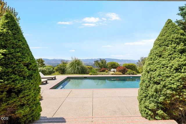 1553 Devonshire Place, Medford, OR 97504