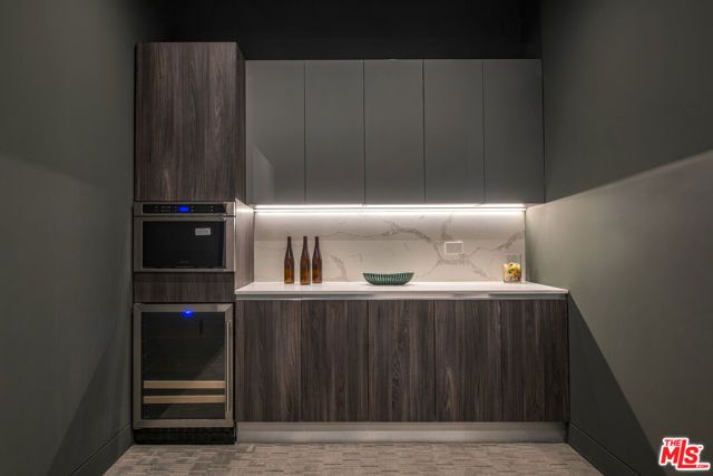 1845 Coldwater Canyon Drive, Beverly Hills, CA 90210