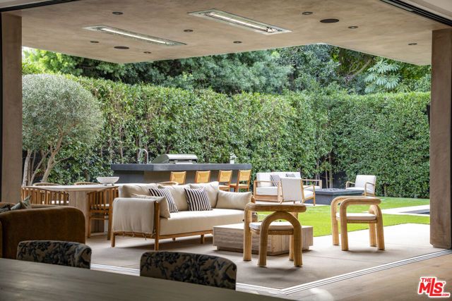 1845 Coldwater Canyon Drive, Beverly Hills, CA 90210