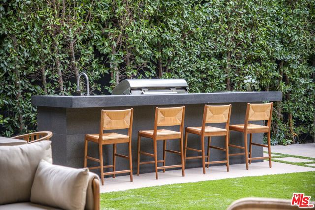 1845 Coldwater Canyon Drive, Beverly Hills, CA 90210