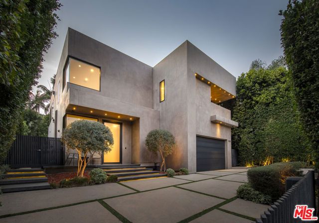 1845 Coldwater Canyon Drive, Beverly Hills, CA 90210