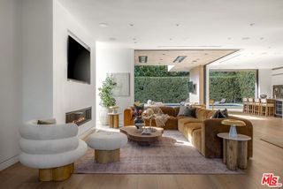 1845 Coldwater Canyon Drive, Beverly Hills, CA 90210