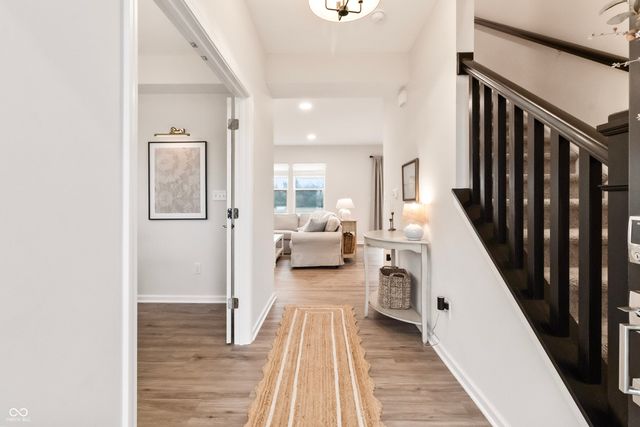 9959 Redwood Peak Lane, Indianapolis, IN 46259