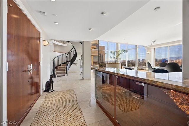 3111 Bel Air Drive 28C, Las Vegas, NV 89109