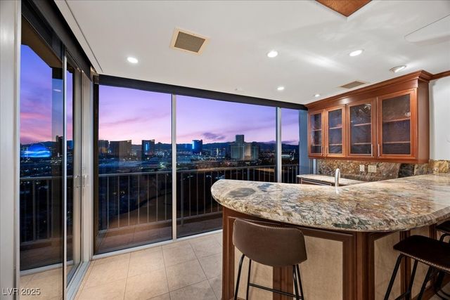 3111 Bel Air Drive 28C, Las Vegas, NV 89109