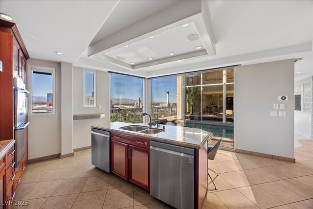 3111 Bel Air Drive 28C, Las Vegas, NV 89109