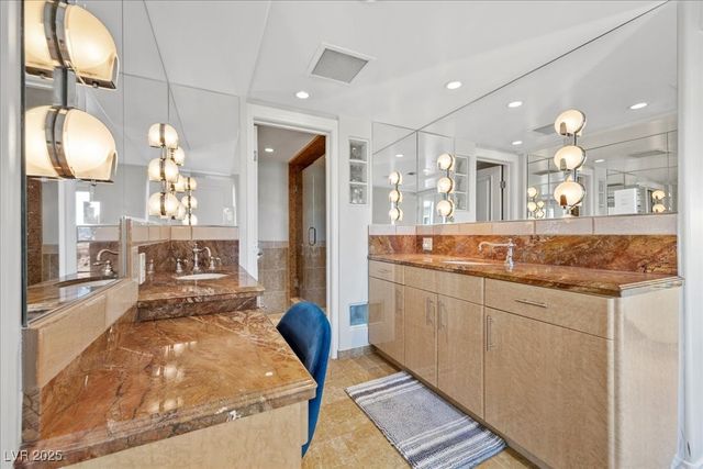 3111 Bel Air Drive 28C, Las Vegas, NV 89109