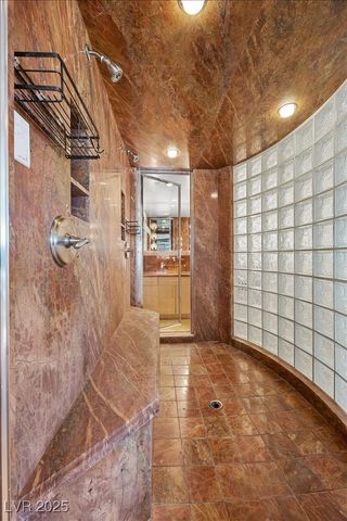 3111 Bel Air Drive 28C, Las Vegas, NV 89109