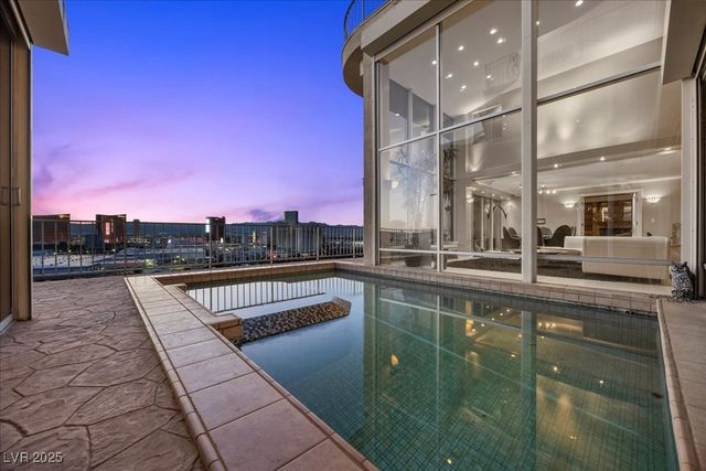 3111 Bel Air Drive 28C, Las Vegas, NV 89109