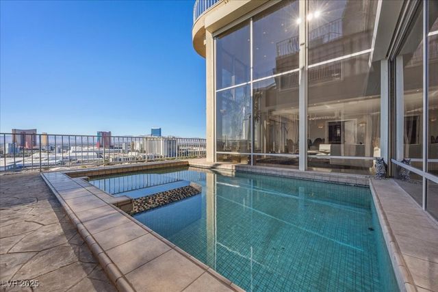 3111 Bel Air Drive 28C, Las Vegas, NV 89109