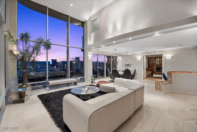 3111 Bel Air Drive 28C, Las Vegas, NV 89109