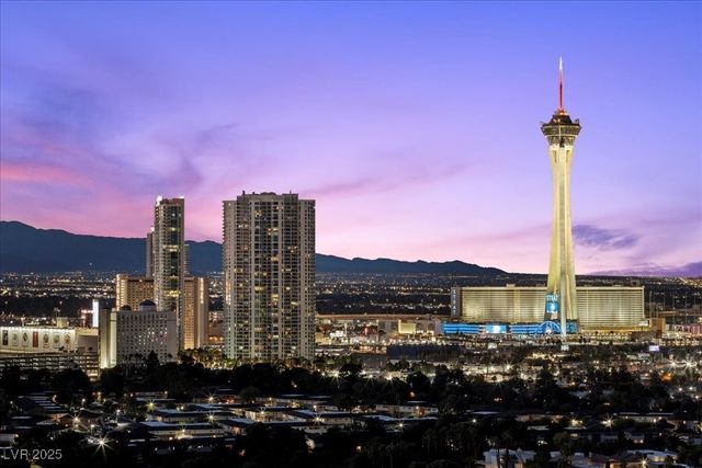 3111 Bel Air Drive 28C, Las Vegas, NV 89109