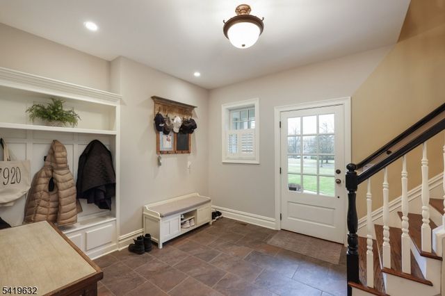 23 Galloping Hill Rd, Bernards Twp., NJ 07920