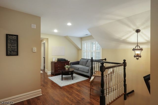 23 Galloping Hill Rd, Bernards Twp., NJ 07920