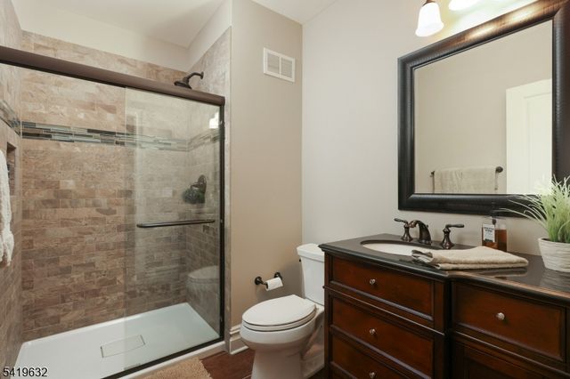 23 Galloping Hill Rd, Bernards Twp., NJ 07920