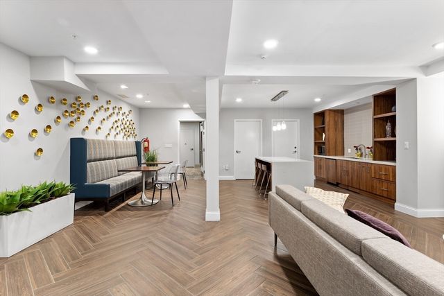 771 Harrison Ave 207, Boston, MA 02118