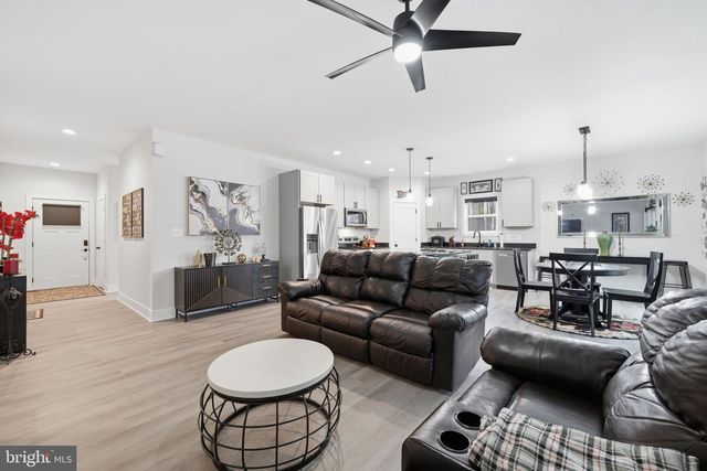 107 PINEWOOD LN, Colonial Beach, VA 22443