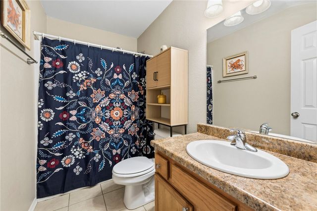 1802 SW E Street, Bentonville, AR 72712