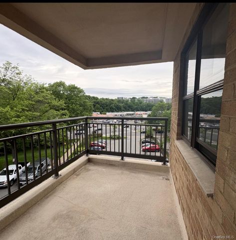 505 Central Avenue 308, White Plains, NY 10606