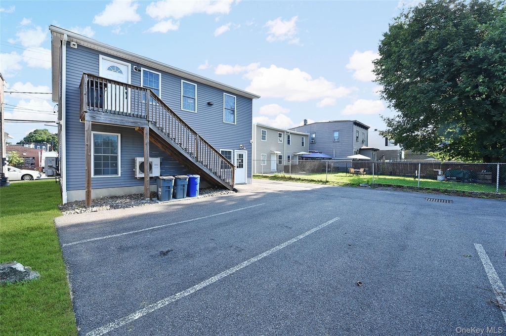 365 Ann Street 1st Floor, Newburgh, NY 12550 — photo 3